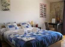 Chez Catharina oldtimer bed & breakfast - Levoncourt