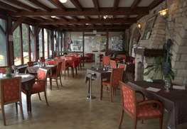 Hôtel-restaurant la Table des Bons Pères - Bislée