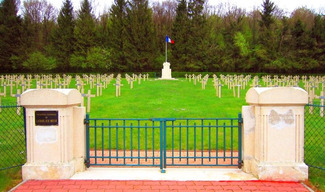 Nécropole française - Lacroix-sur-Meuse
