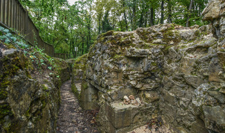 Tranchées du bois brûlé et croix des redoutes - Apremont-la-Forêt