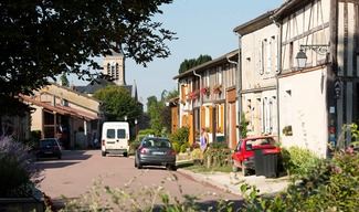 AIRE DE STATIONNEMENT CAMPING-CARS - Beaulieu-en-Argonne