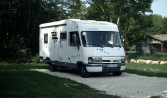 Aire de stationnement - Pierrefitte-sur-Aire
