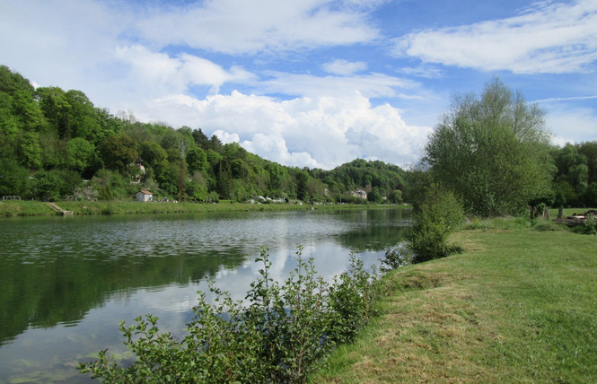 Camping des Dames de Meuse 1 - Saint-Mihiel