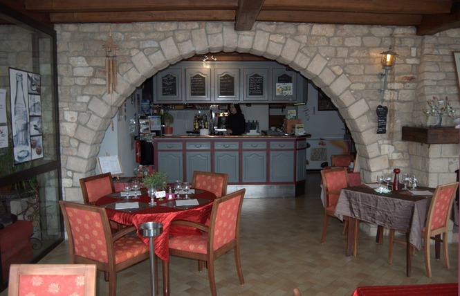 Hôtel-restaurant la Table des Bons Pères 4 - Bislée