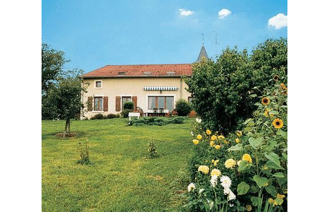 Gîte du verger 1 - Lachaussée