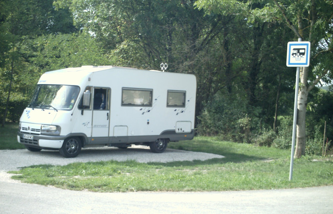 Aire de stationnement 2 - Pierrefitte-sur-Aire