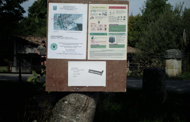 Aire de stationnement 3 - Pierrefitte-sur-Aire