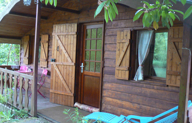 Chalet sur le bord de l'étang 1 - Sampigny